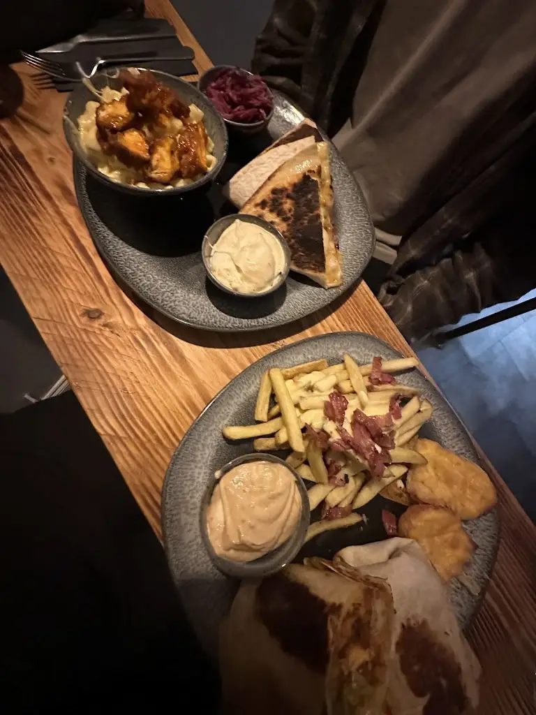 Becca James_Number 11 restaurant and bar_Cleator Moor_review