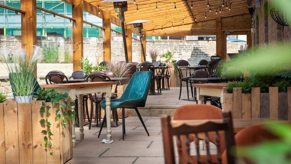 George‘s Bistro & Bar restaurant in Cleckheaton