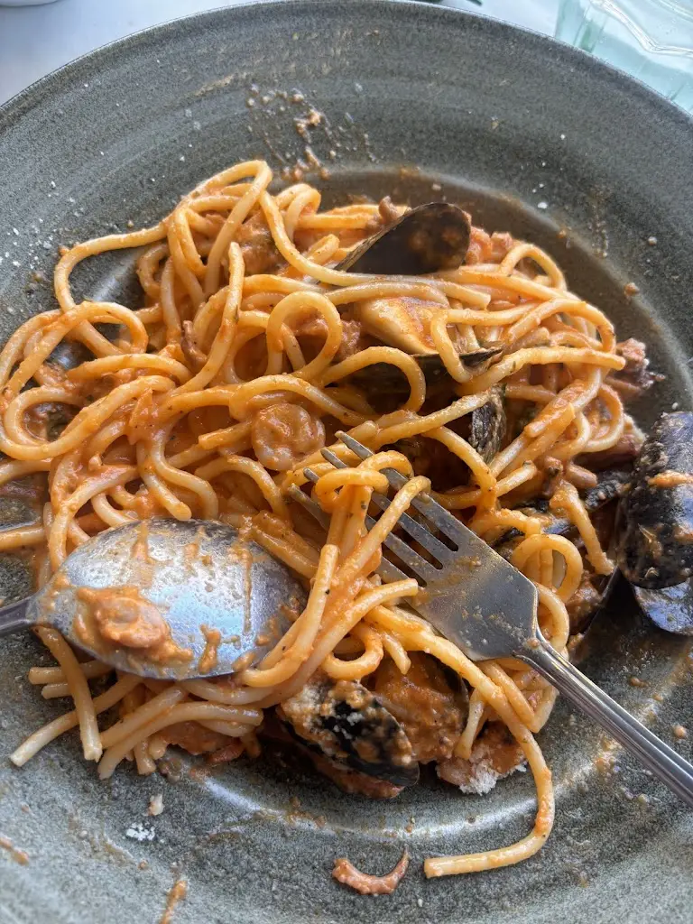 Maria Werner_La Campania_Arundel_review