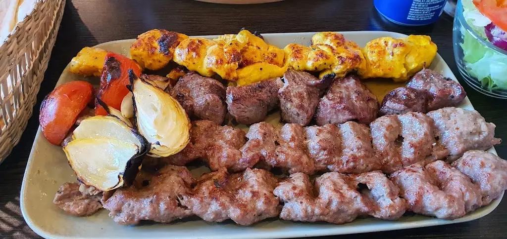 Amedeo Yusefi_Parmys Restaurant_Cleckheaton_review