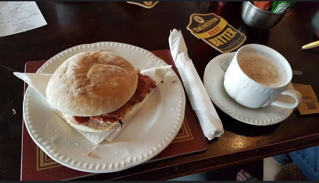 The Punch Bowl_Cleethorpes_slider_image_3