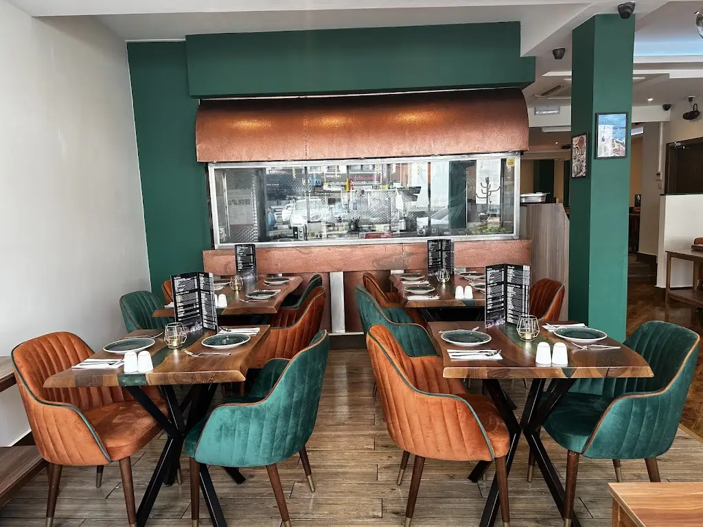 06 ANKARA TURKISH RESTAURANT restaurant in Cleethorpes