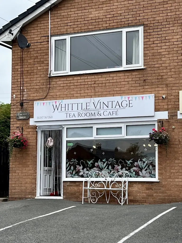 Whittle Vintage Tea Room & Café restaurante en Clayton-le-Woods