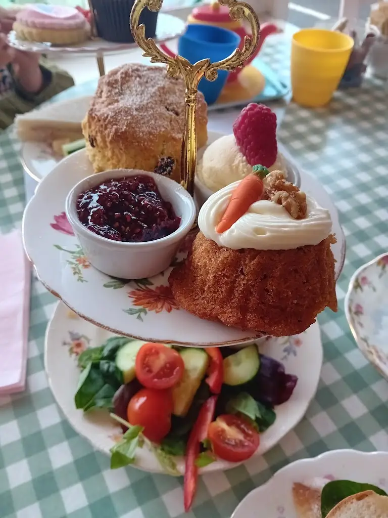 Whittle Vintage Tea Room & Café_Clayton-le-Woods_slider_image_2