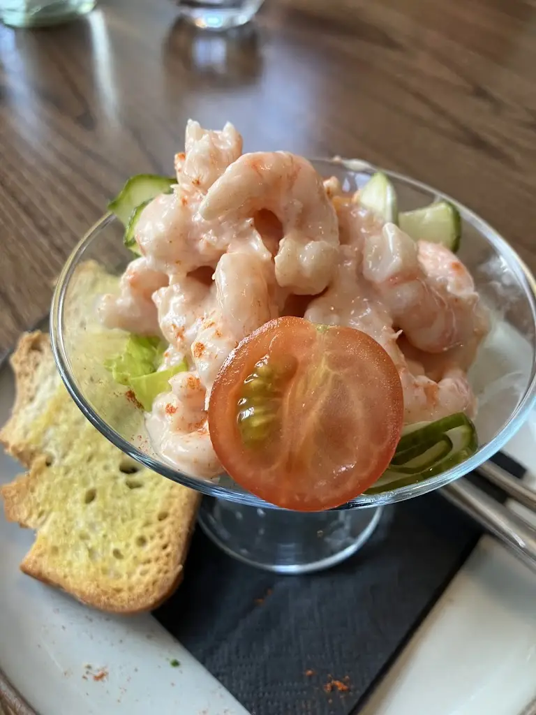 Pauline Myerscough_Allamby's Brasserie & Bar_Clayton-le-Woods_review