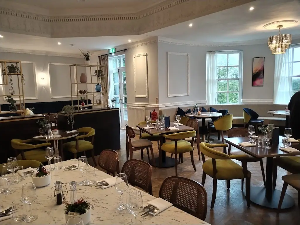 Allamby's Brasserie & Bar restaurante en Clayton-le-Woods