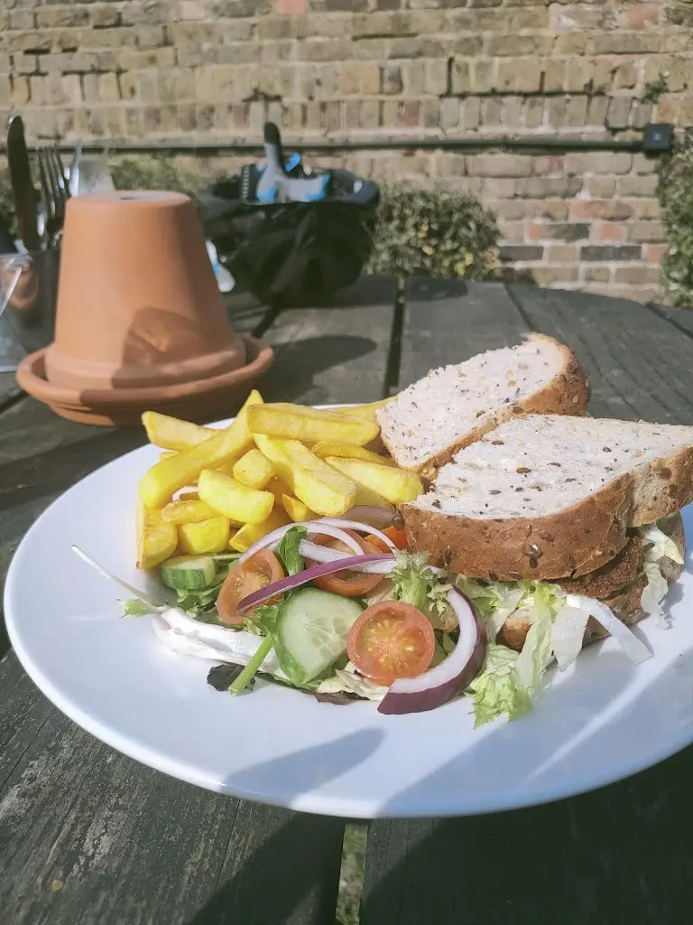 Menu_Six Bells_Cliffe_image_9