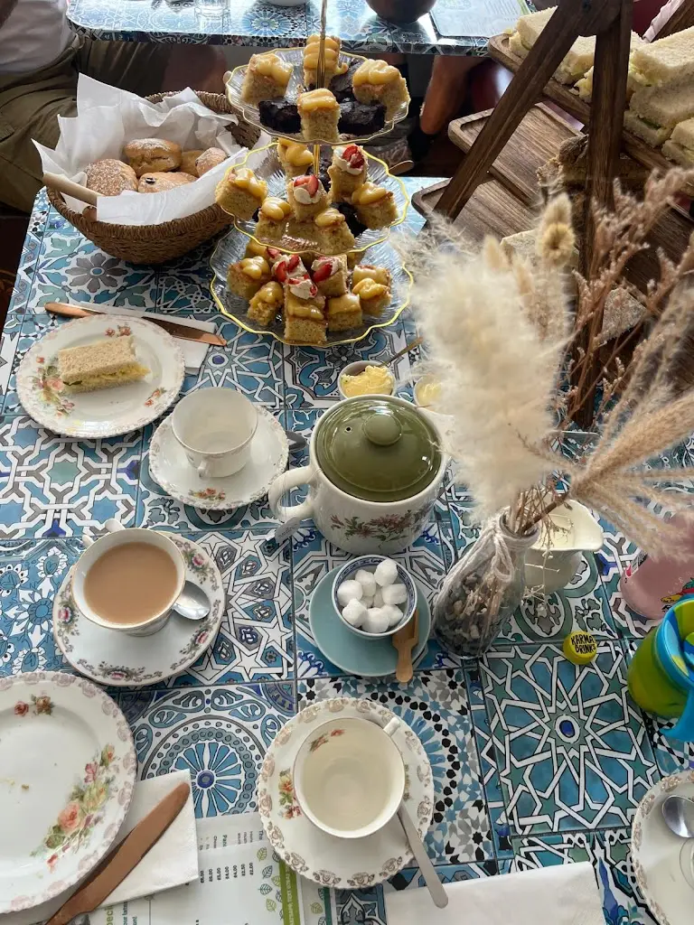 PurePlanet Cafe_Cliffe_slider_image_3