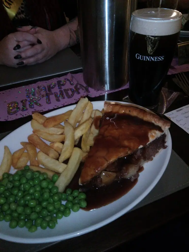 Chris Gill_Angel Inn_Clowne_review