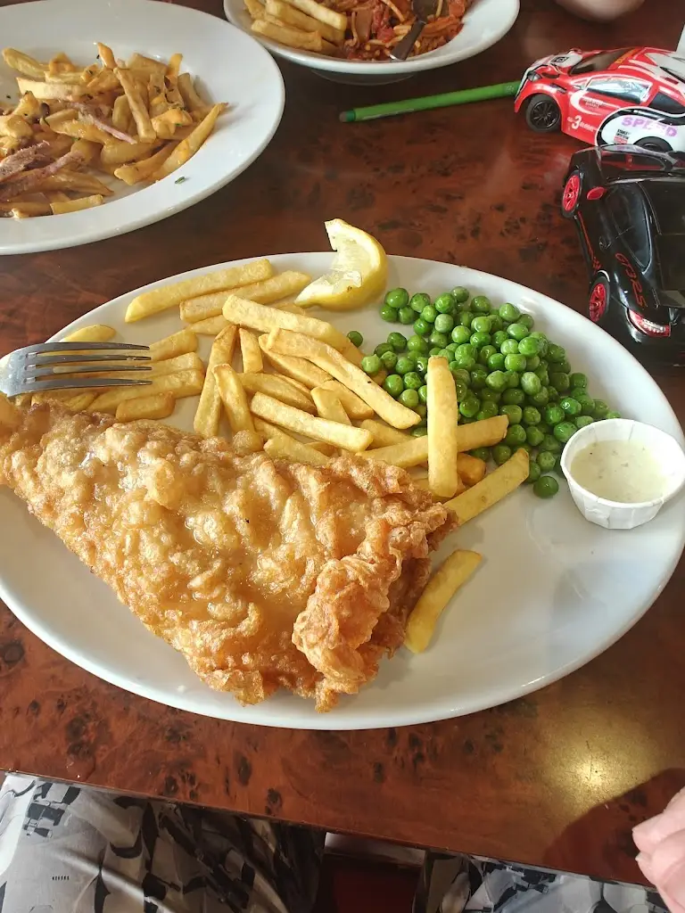 Vlad Datcu_Charnallies Restaurant & Bar_Clacton-on-Sea_review