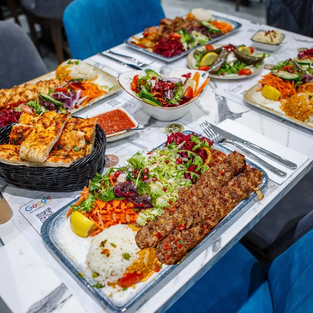 PERA RESTAURANT - CLACTON ON SEA_Clacton-on-Sea_slider_image_3