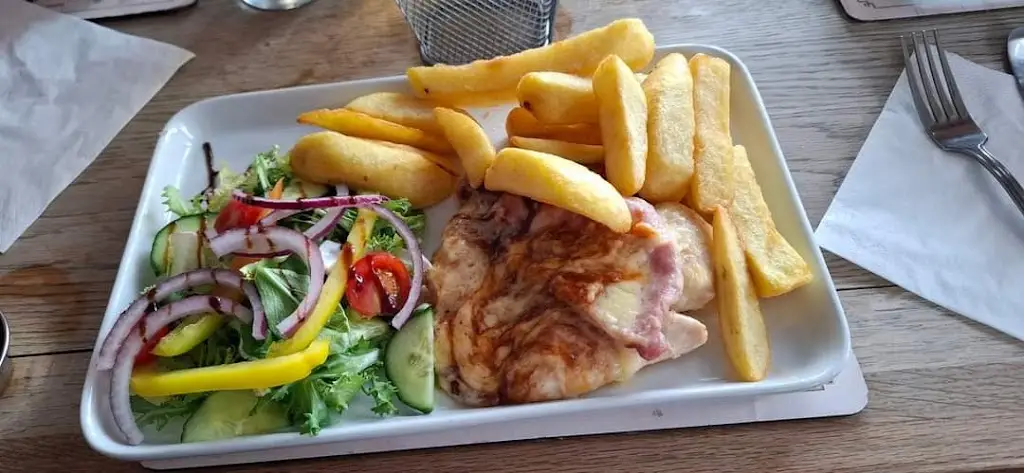 Paul Cook_The Wick Lodge Bar and Restaurant_Clacton-on-Sea_review