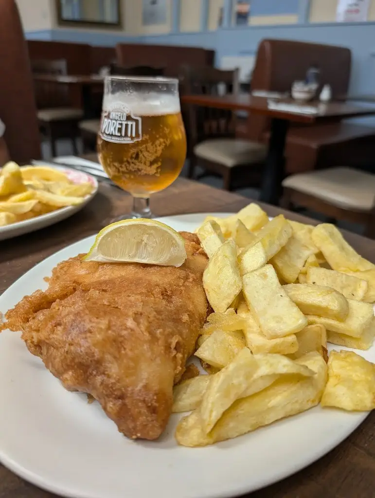 Anna Ewa R_Geo's Fishbar_Clacton-on-Sea_review