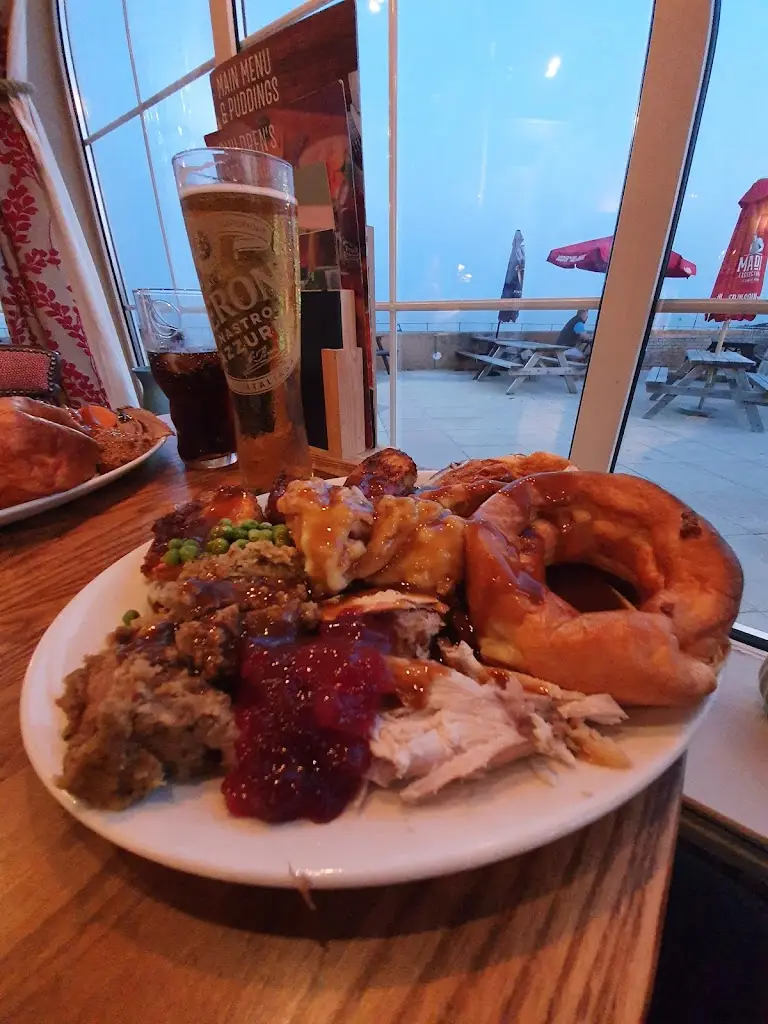Toby Carvery Clacton-on-Sea_Clacton-on-Sea_slider_image_3