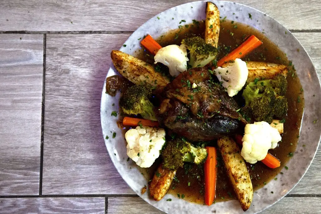 XO - The Greek_Clacton-on-Sea_slider_image_3