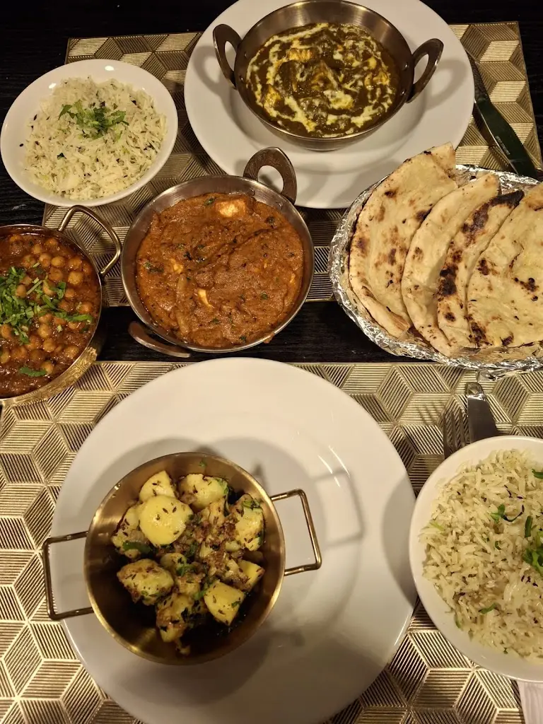 Mark Holland_REAL RICH BAR & GRILL_Clacton-on-Sea_reseña