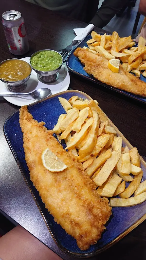 M & A Fish Bar_Clacton-on-Sea_slider_image_2