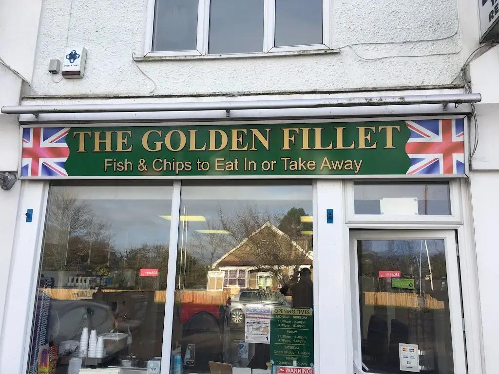 Fish & Chips Holland -on-Sea:The Golden Fillet restaurant in Clacton-on-Sea