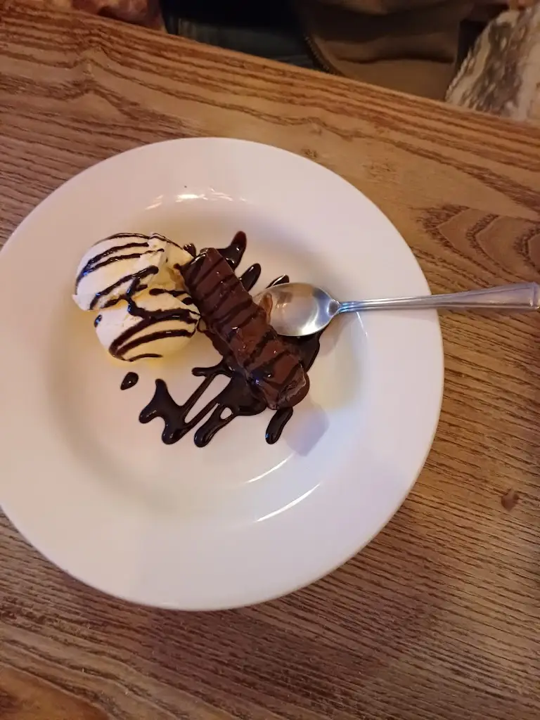 Ryan Hobday_Roaring Donkey_Clacton-on-Sea_review