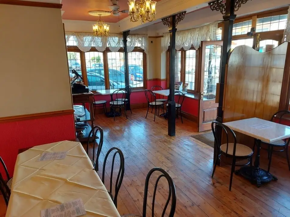 Grandma Lillys Tea Rooms_Clacton-on-Sea_slider_image_3