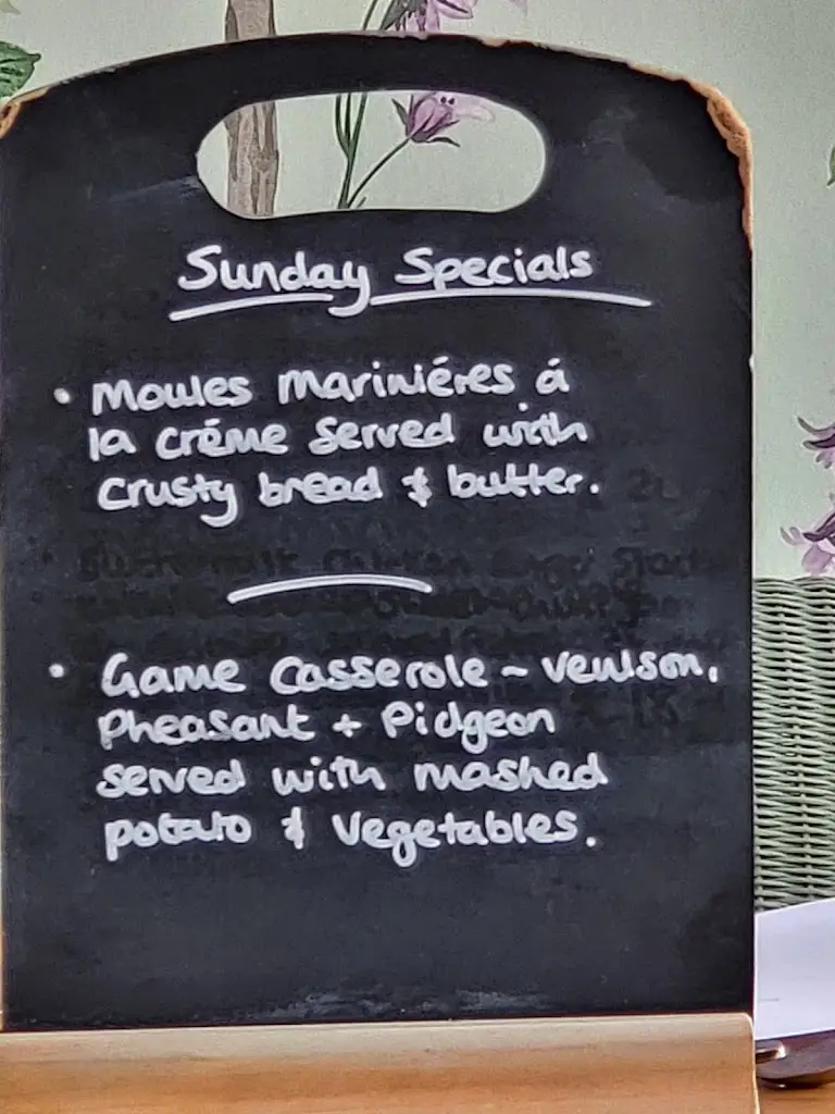 Menu_The Black Horse_Arundel_image_3