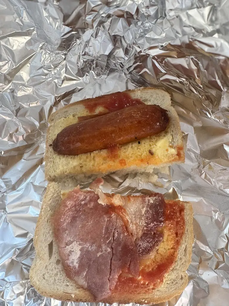 Lee Matthews_Cleobury Cafe_Cleobury Mortimer_review