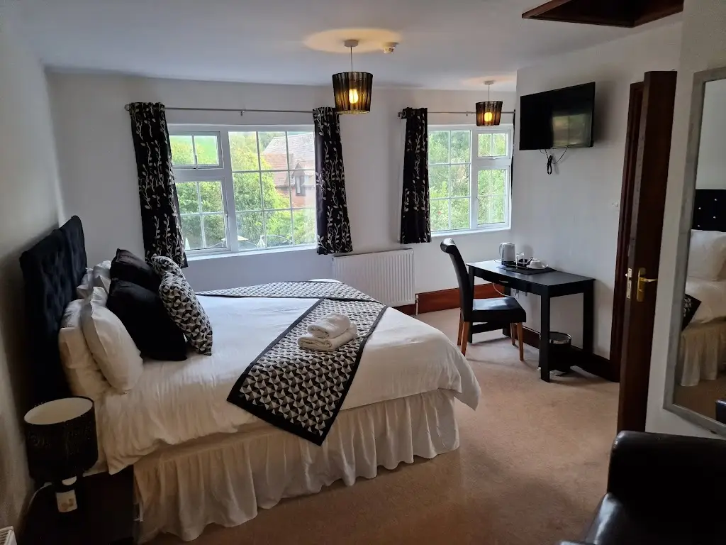 David Holmes_The Kings Arms Hotel_Cleobury Mortimer_review