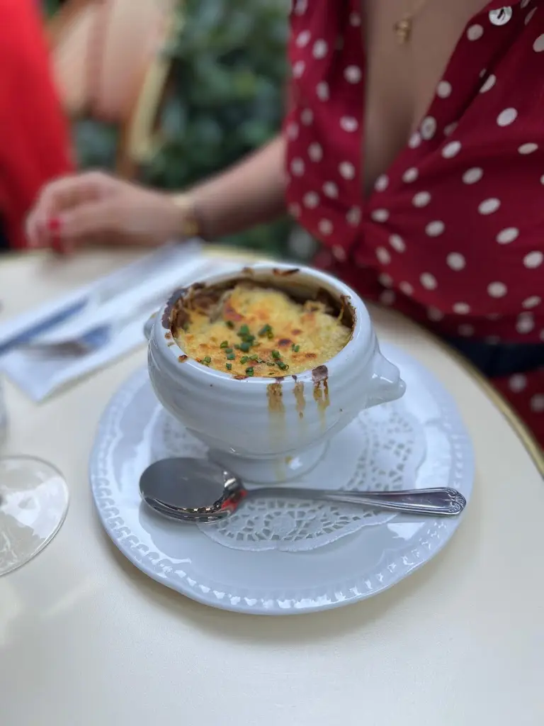 Menu_Chez Antoinette Victoria_City of Westminster_image_6