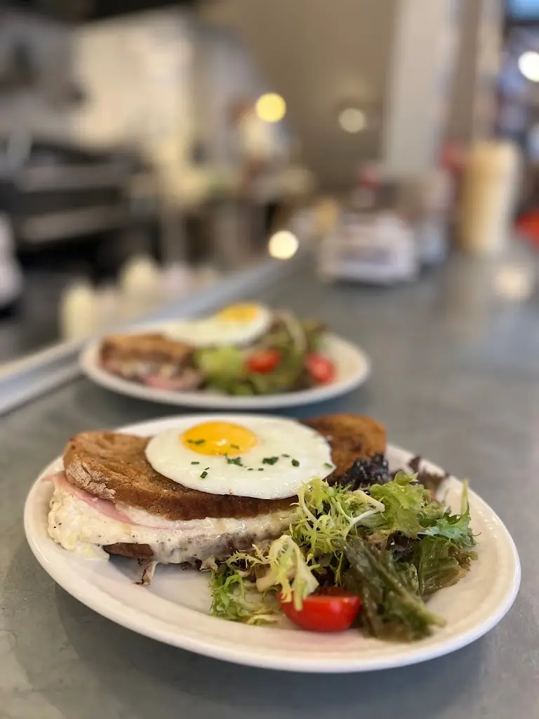 Menu_Chez Antoinette Victoria_City of Westminster_image_8