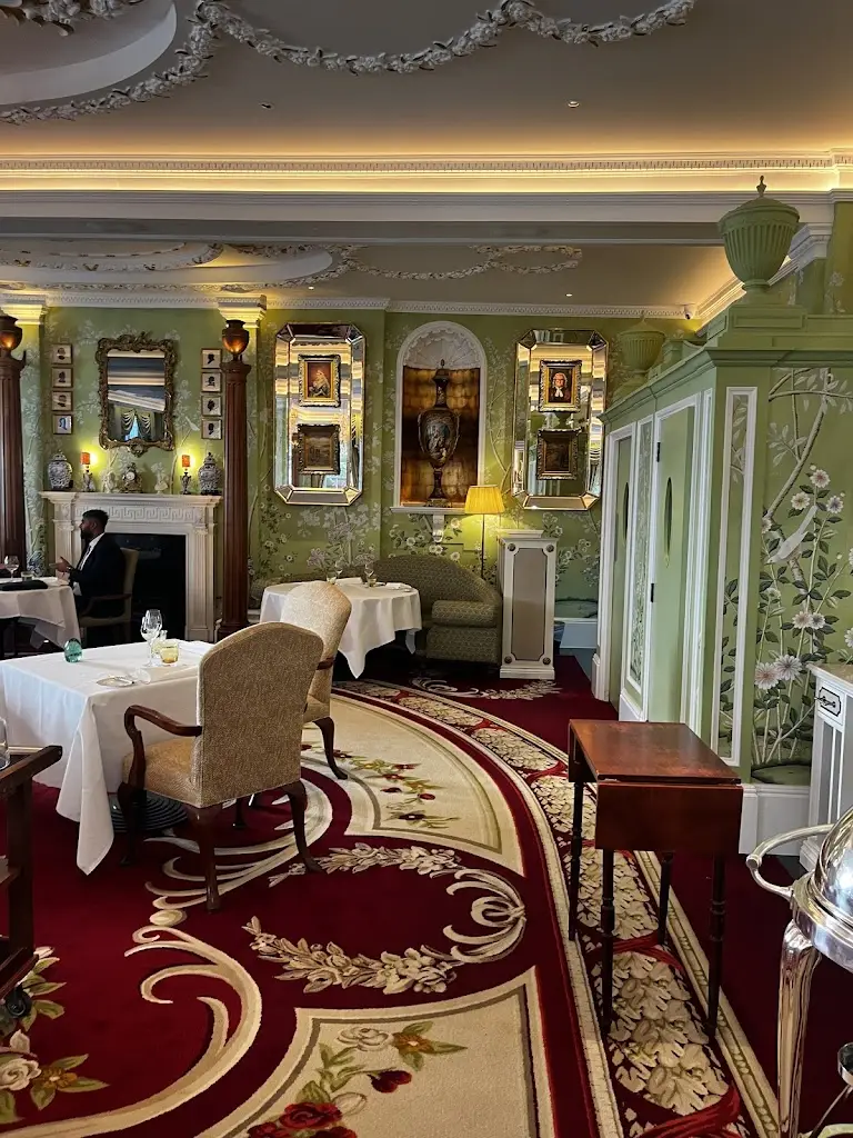 The Goring Dining Room_City of Westminster_slider_image_3