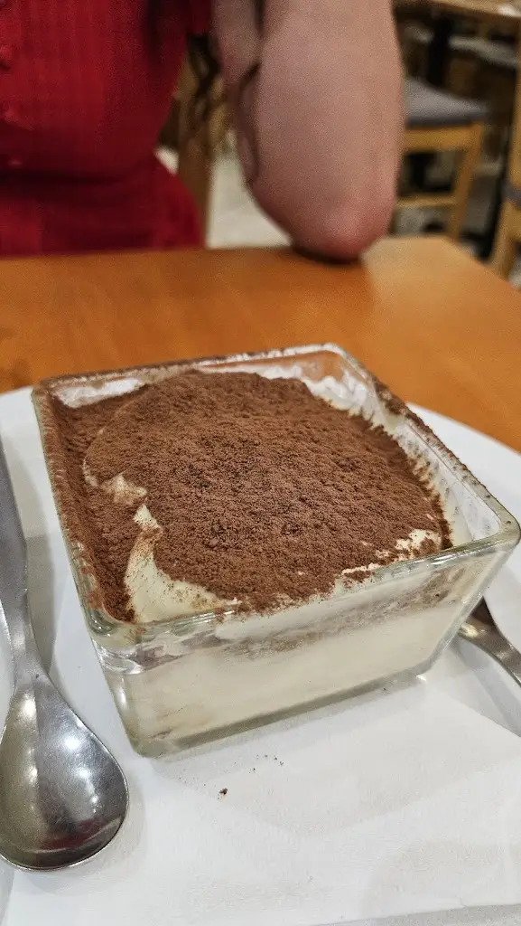 Raneem Ashour_Il Posto_City of Westminster_review