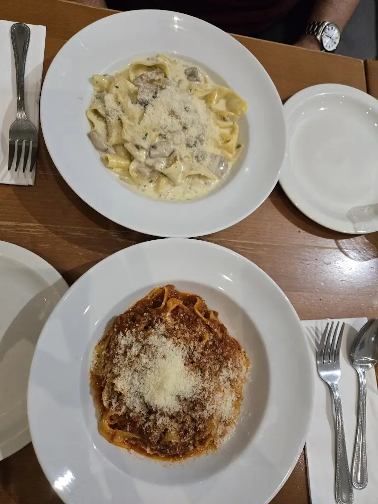 Angela Criscola_Il Posto_City of Westminster_review