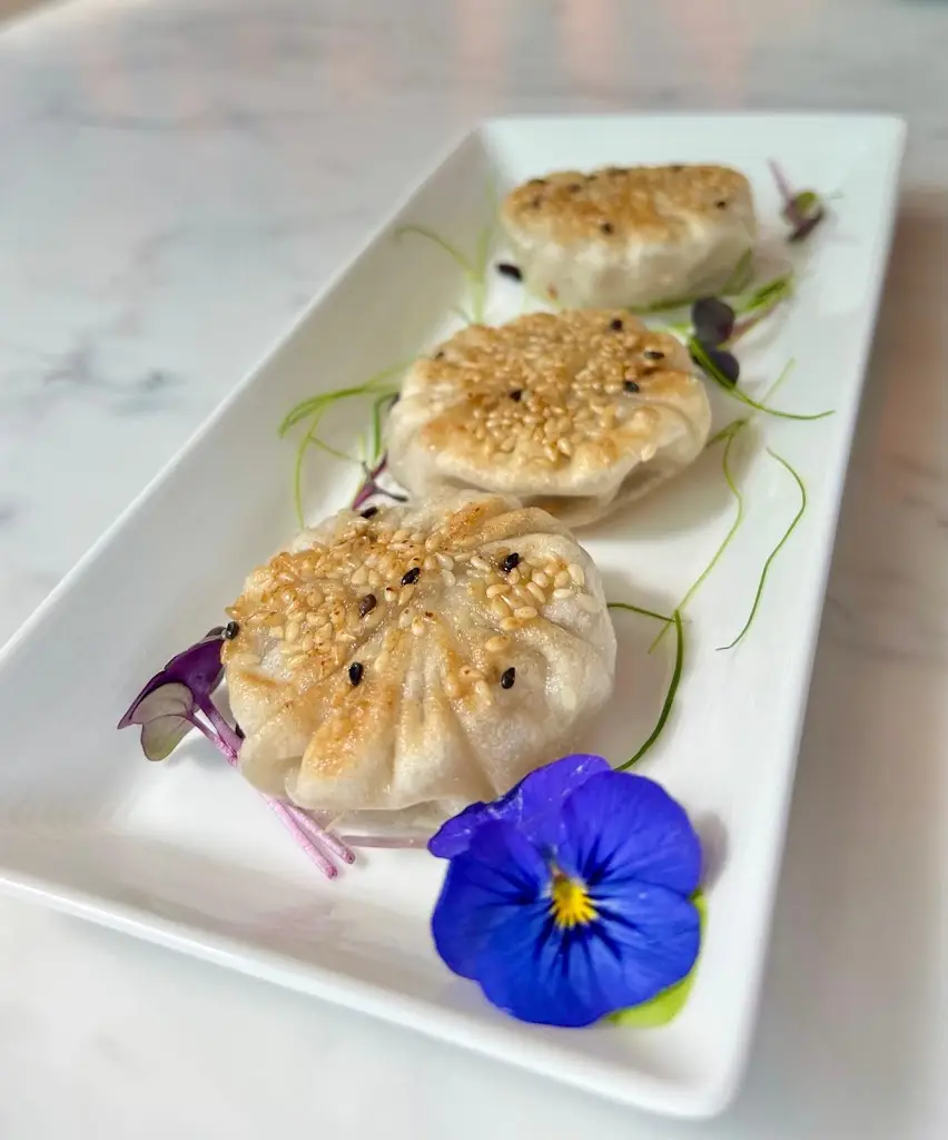 Vincent Liu_Noble Palace_City of Westminster_review