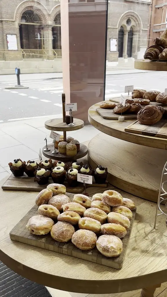 The Royal Quarter_City of Westminster_slider_image_2