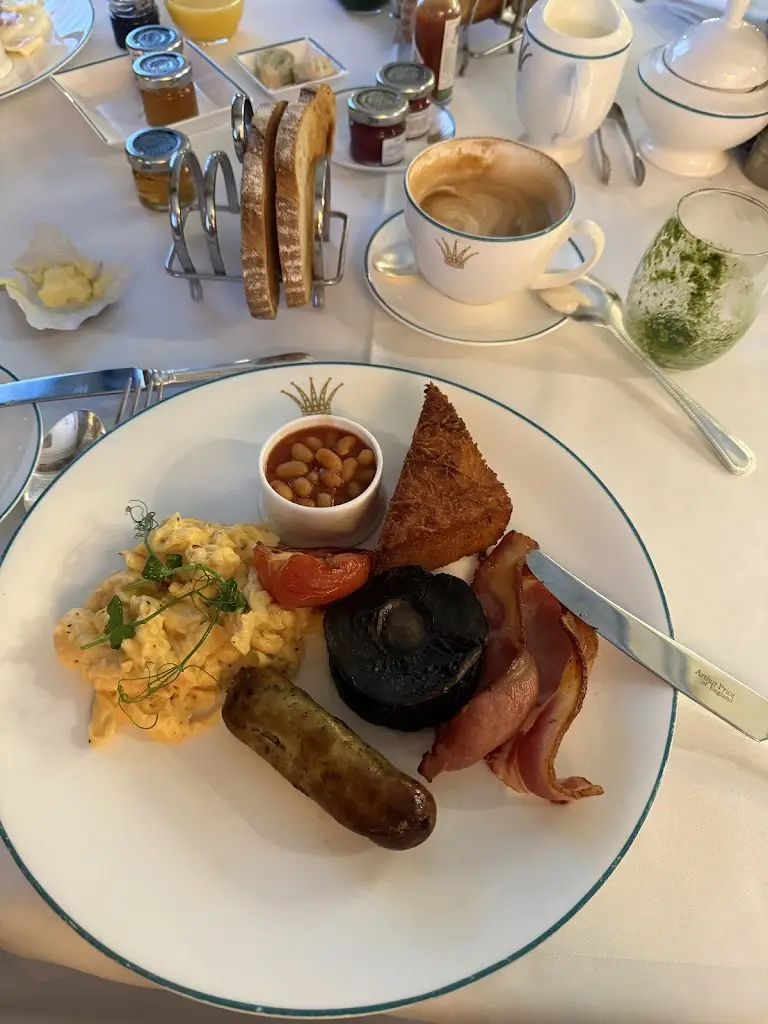 ServissMusic_The English Grill_City of Westminster_review