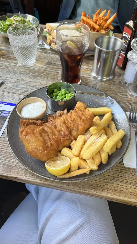 Serle Clara Siliani_Adam & Eve_City of Westminster_review