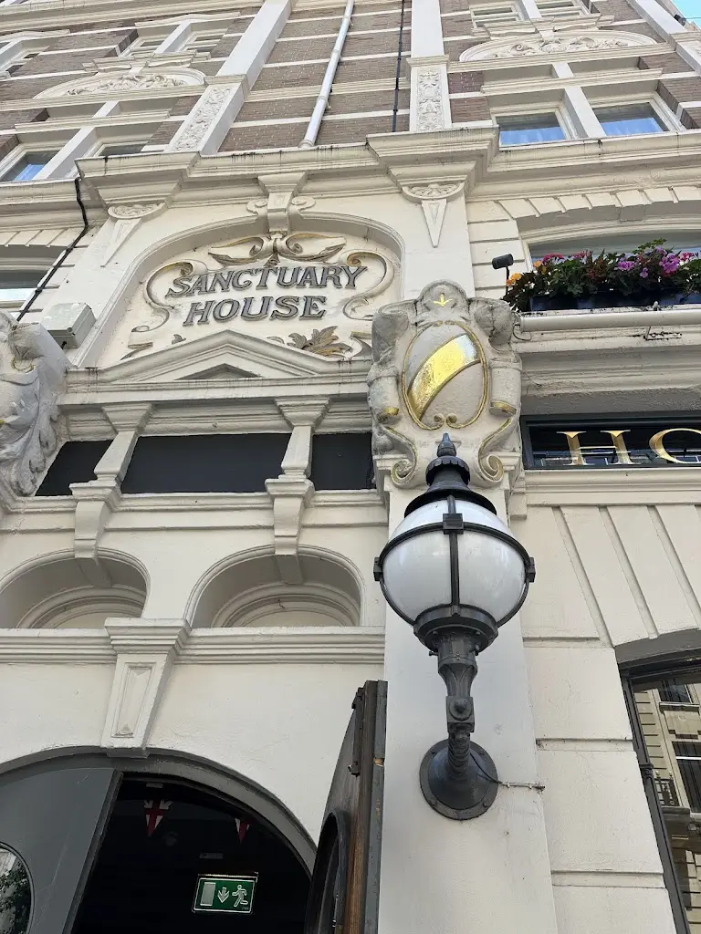 J Jarman_The Sanctuary House pub_City of Westminster_review