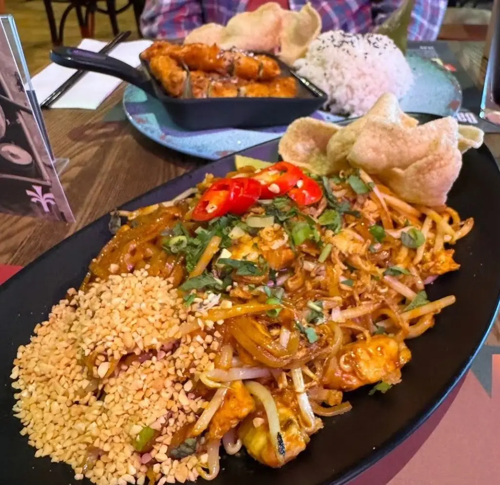 Gina Wang_Banana Tree Salford Quays_City and Borough of Salford_review