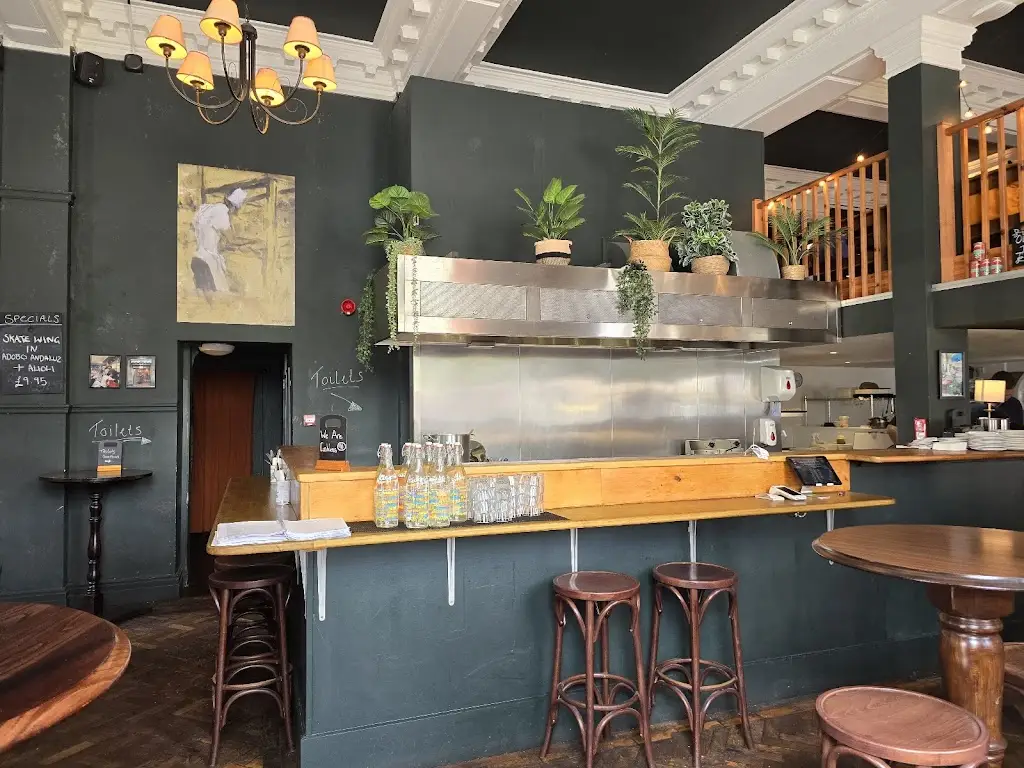 Porta Tapas Bar restaurant in City and Borough of Salford