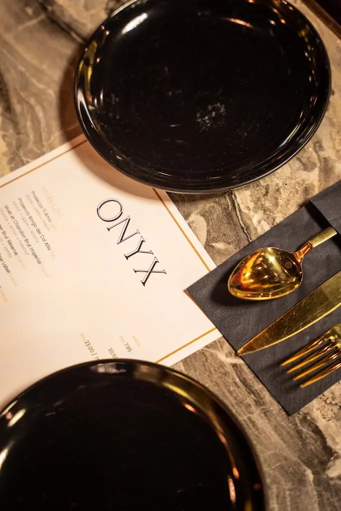 Menu_Onyx Ascot_Ascot_image_4