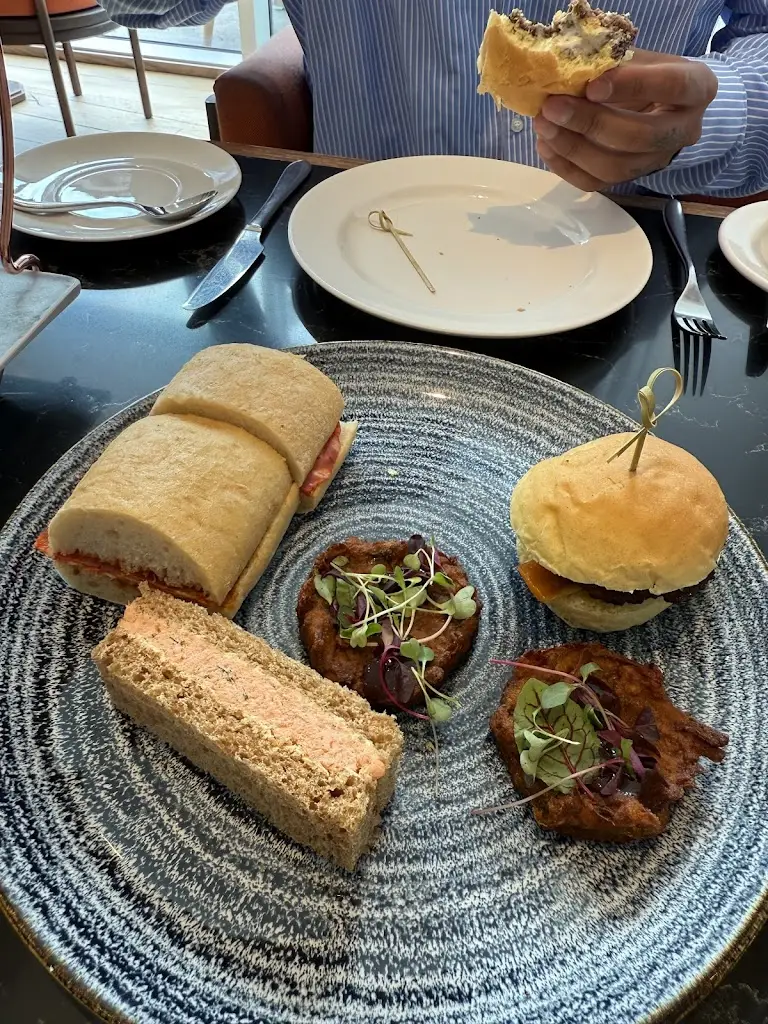 Jasmine wong_The River Restaurant_City and Borough of Salford_review