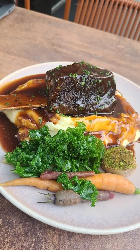 Jodie Williams_Embankment Kitchen Restaurant & Bar_City and Borough of Salford_review