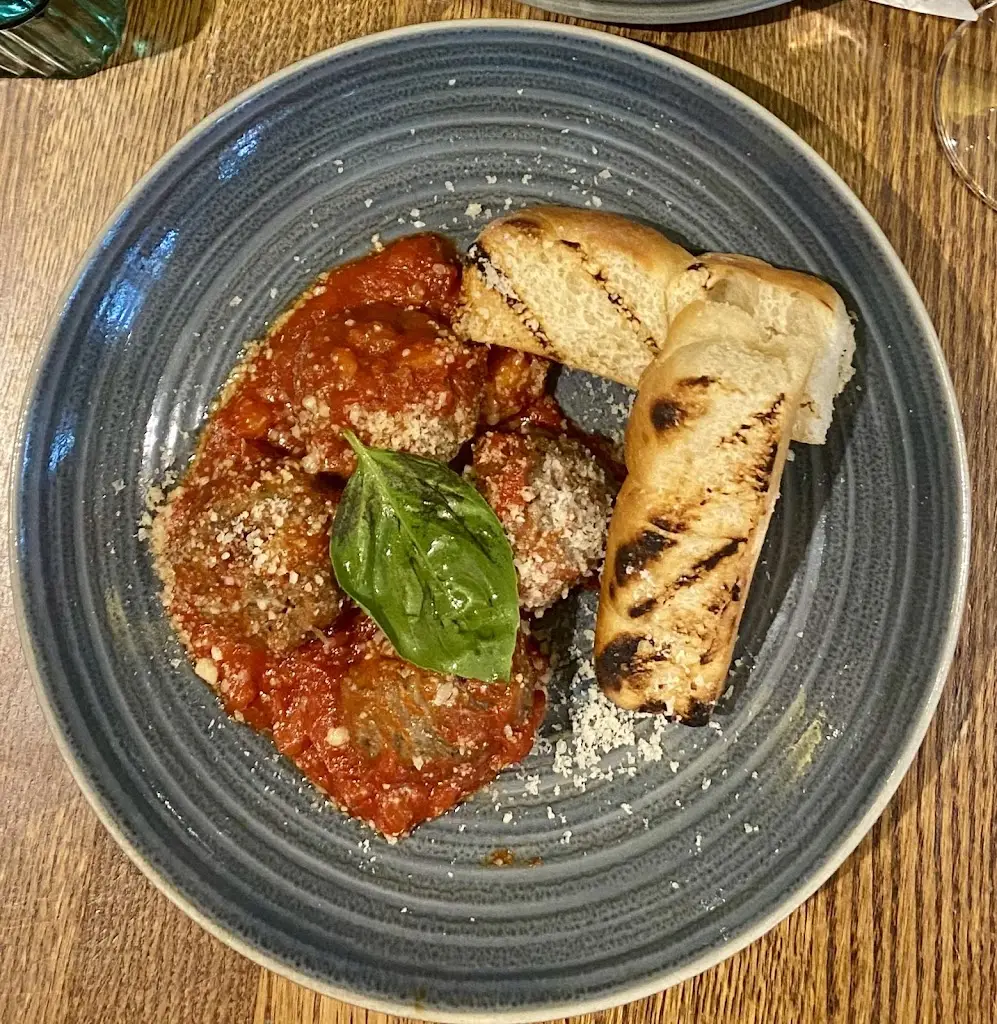 Janice Winstanley_Prezzo Italian Restaurant Manchester Media City_City and Borough of Salford_review