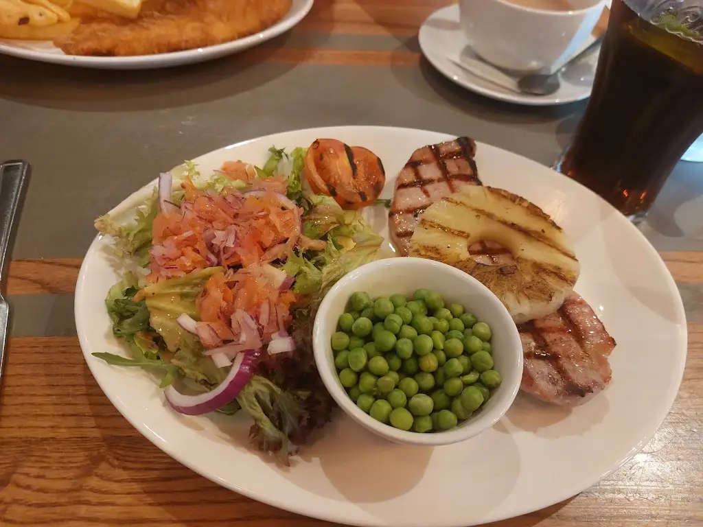 fallon Kelly_Royal Sovereign_City and Borough of Salford_review