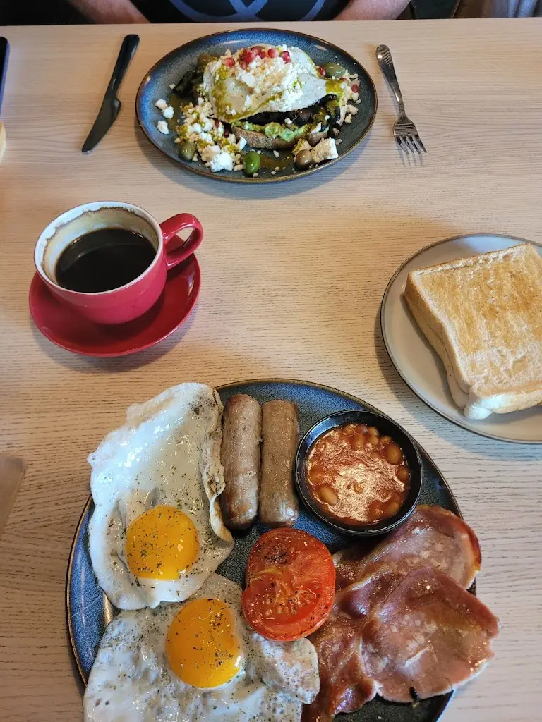 Freya Price_Munchyhub_City and Borough of Salford_review