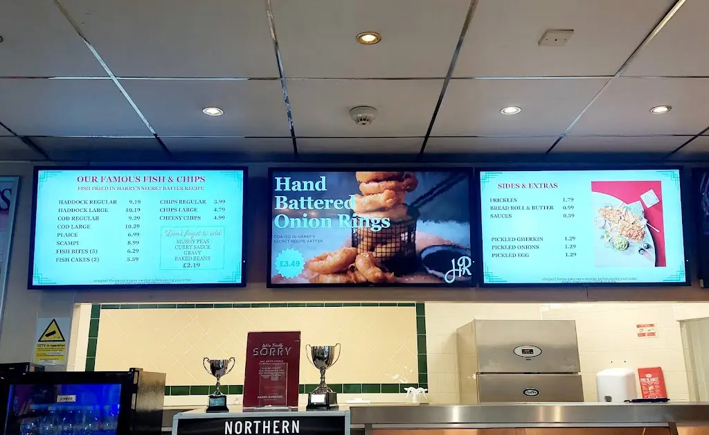 London Lui_Harry Ramsden's_City and Borough of Salford_review