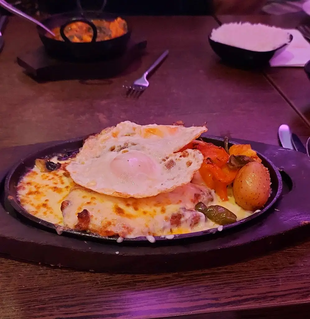 Menu_eastZeast Riverside - Manchester_City and Borough of Salford_image_9