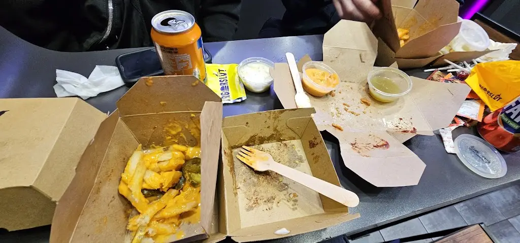 Vien Hoang_BURGERSLUT®_City and Borough of Salford_review