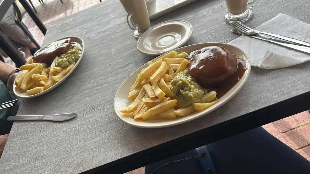 Steven Makinson_Cleveleys Kitchen_Cleveleys_review