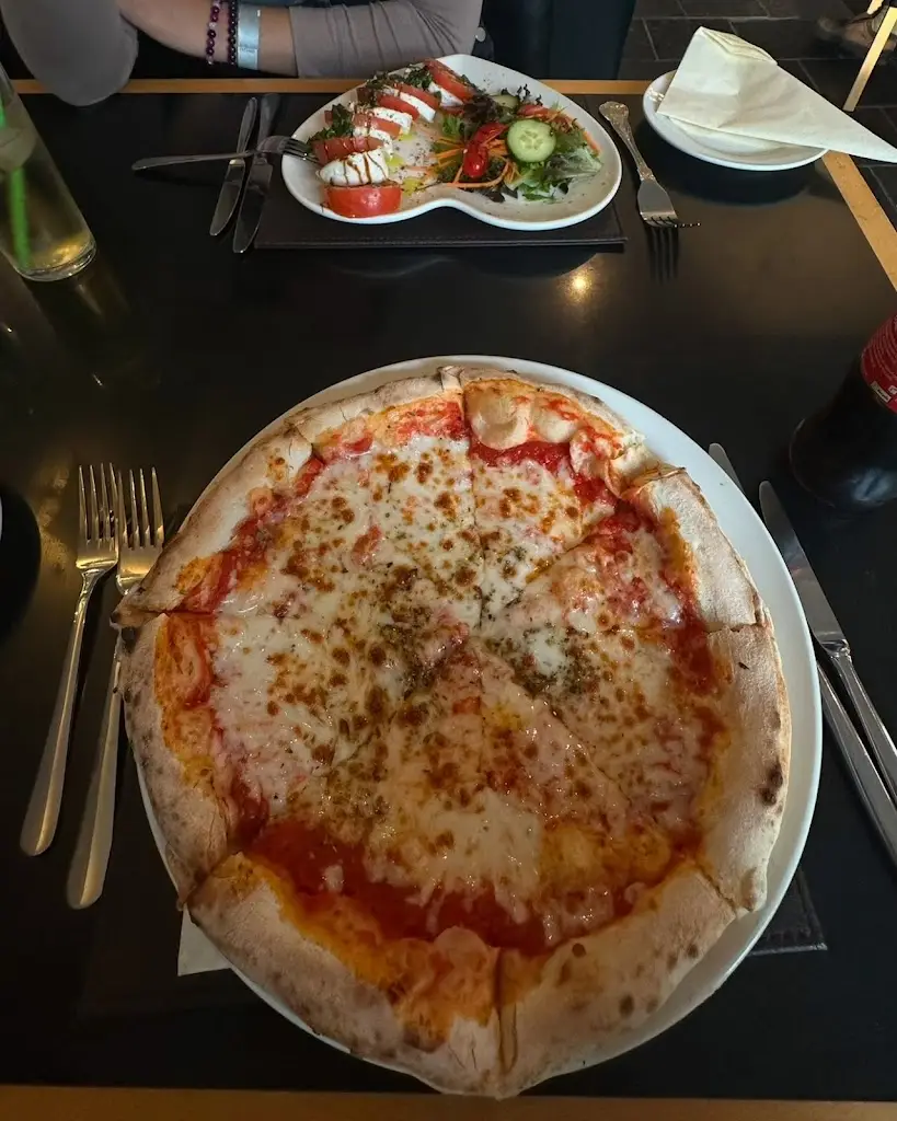 Benvenuti Cleveleys_Cleveleys_slider_image_2